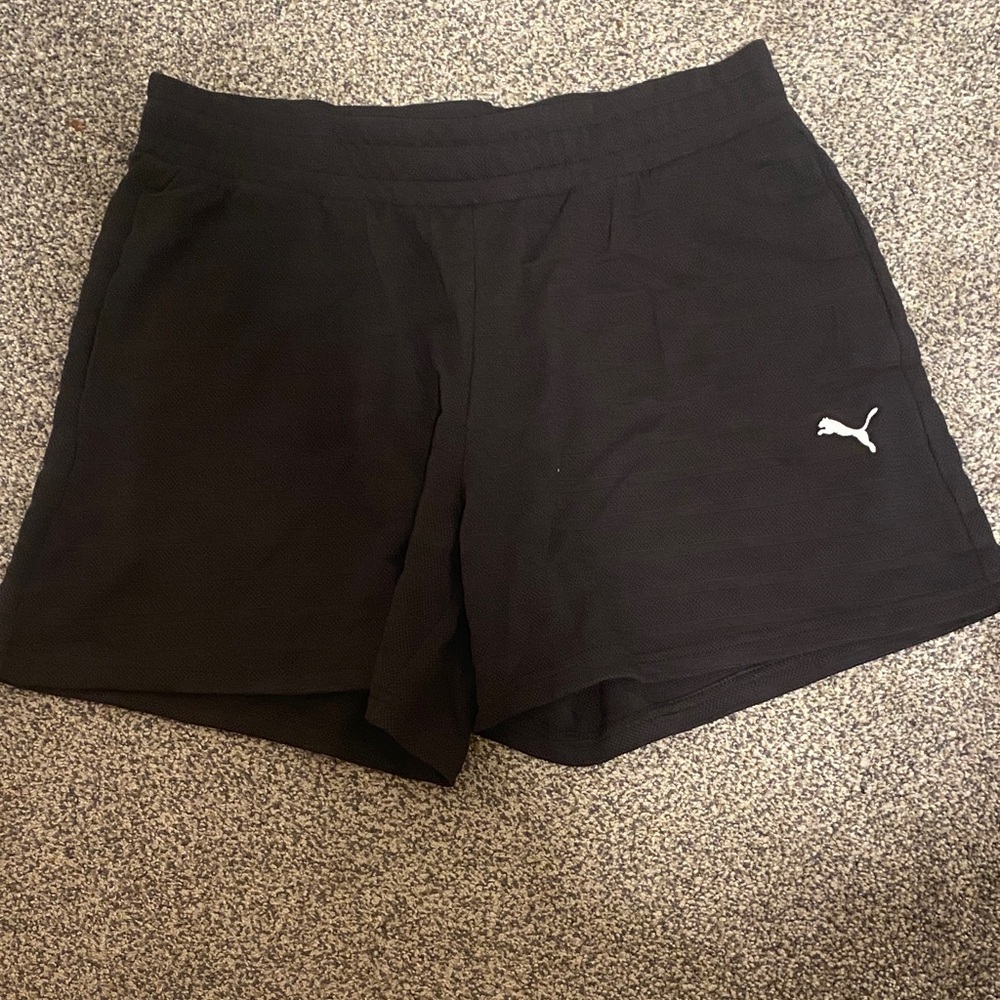 Puma Black ESS Elevated Shorts